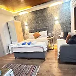 Taksim Camellia Apart Otel 3*
